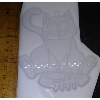 mal raamhanger poesje met voerbak