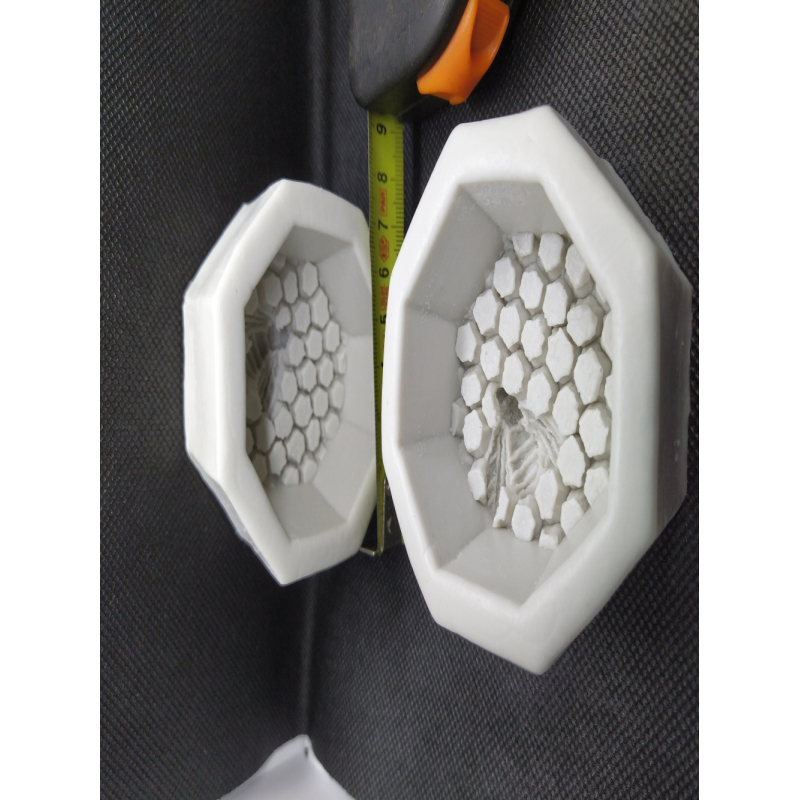 mal bijtje en honingraad